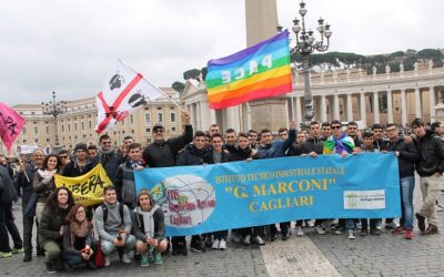 Papa Francesco all’Angelus  saluta gli studenti di Cagliari e il CSV Sardegna Solidale